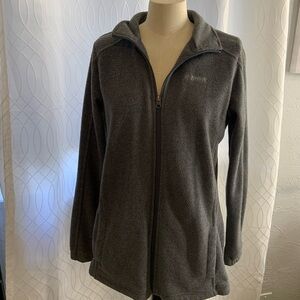 Magellan outdoors women’s grey sweater